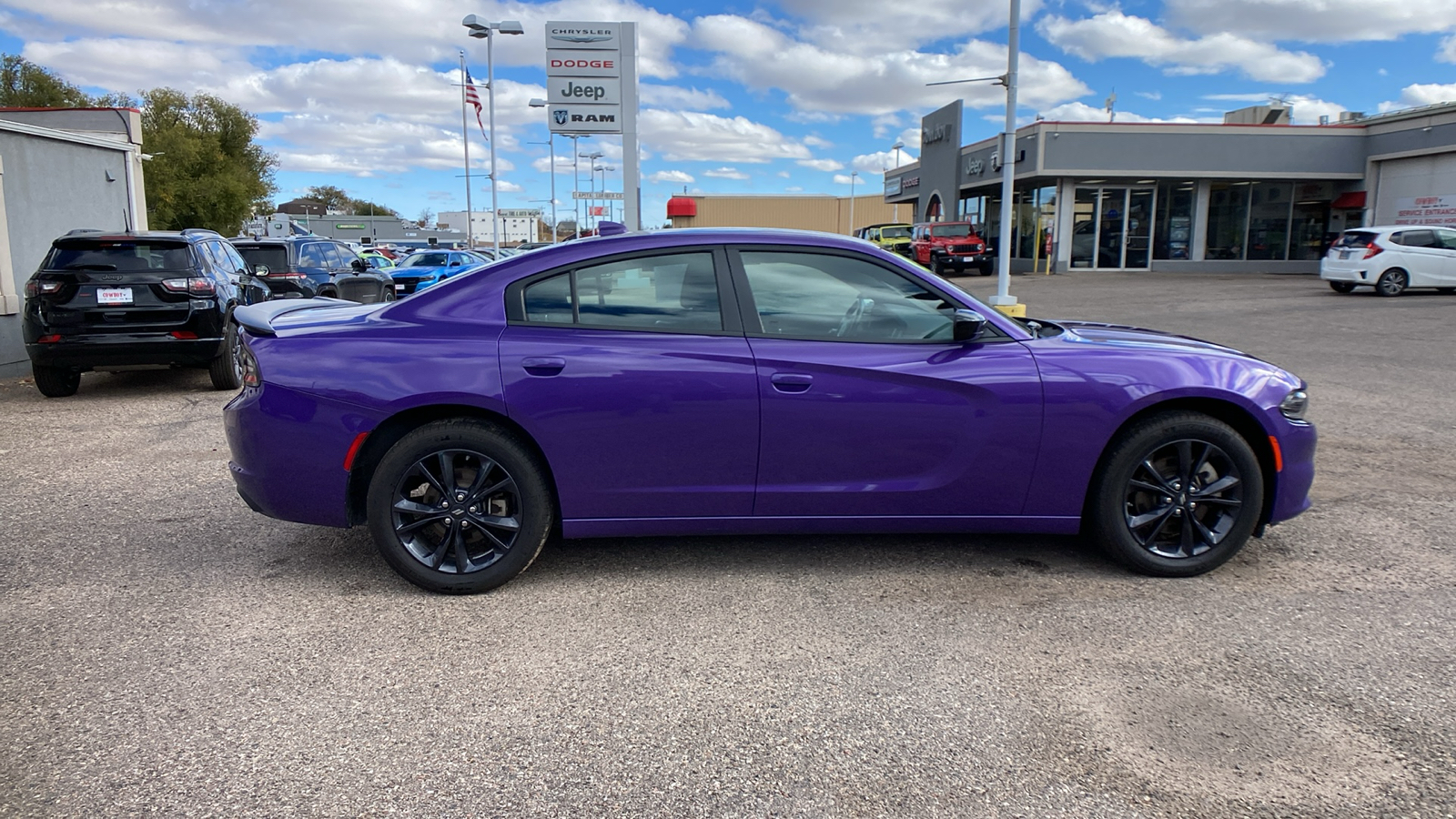 2023 Dodge Charger SXT AWD 7