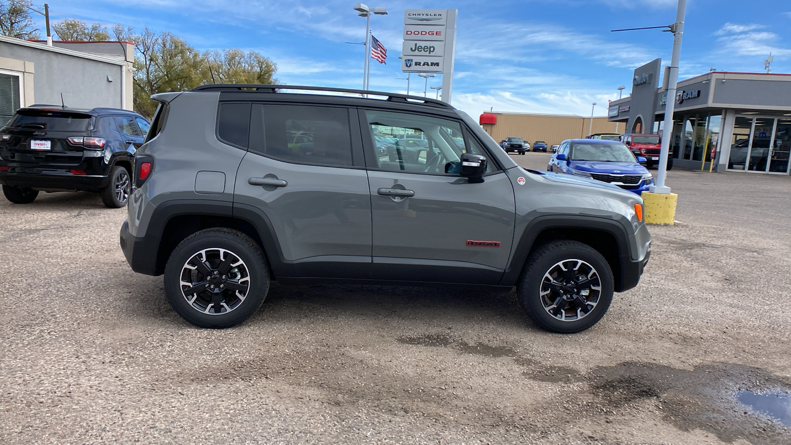 2023 Jeep Renegade Trailhawk 4x4 7