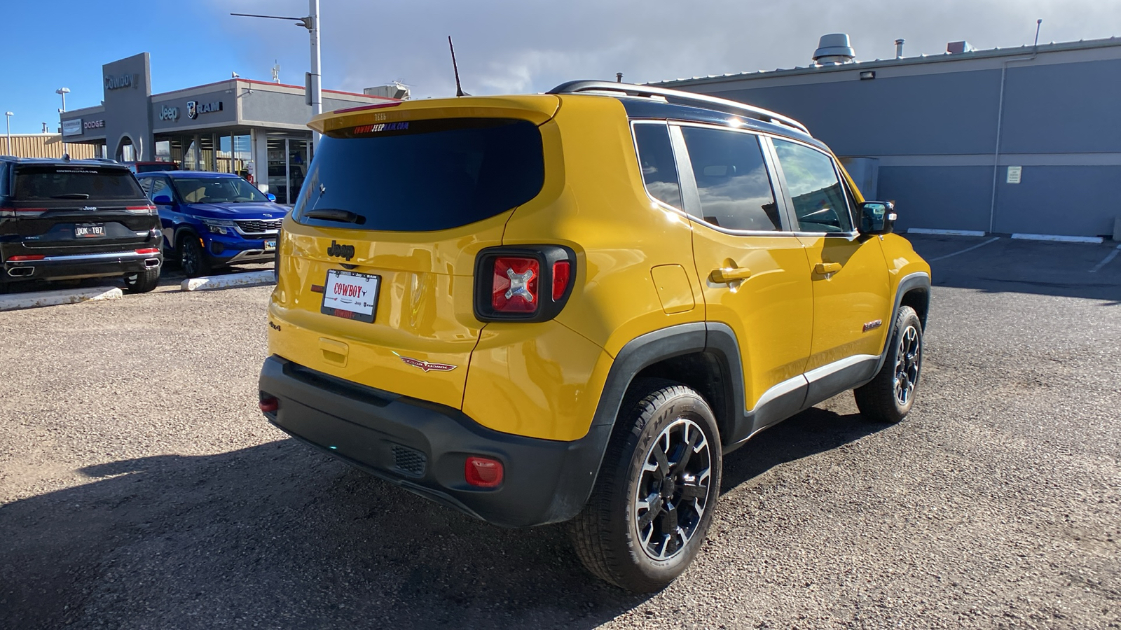 2023 Jeep Renegade Trailhawk 4x4 6