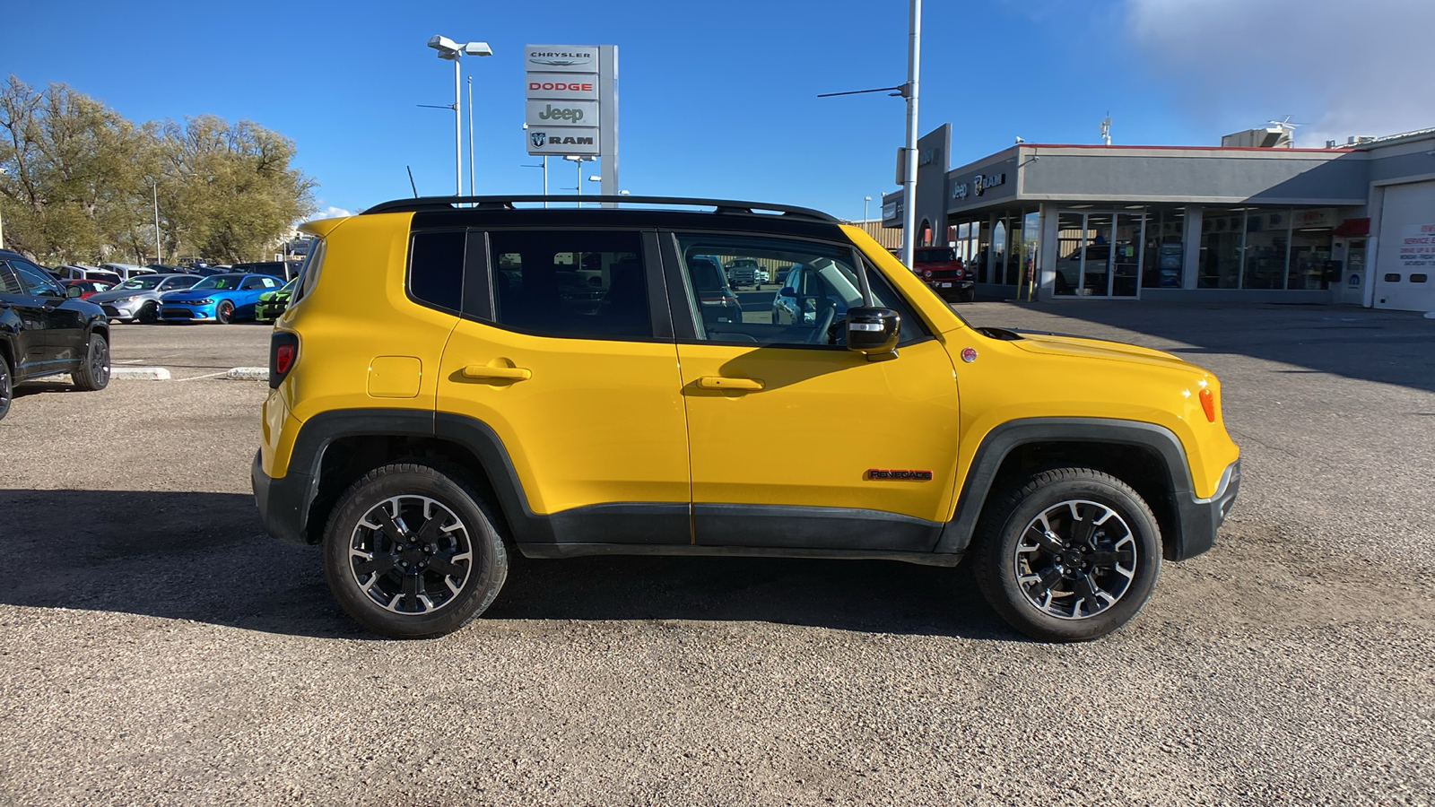 2023 Jeep Renegade Trailhawk 4x4 7