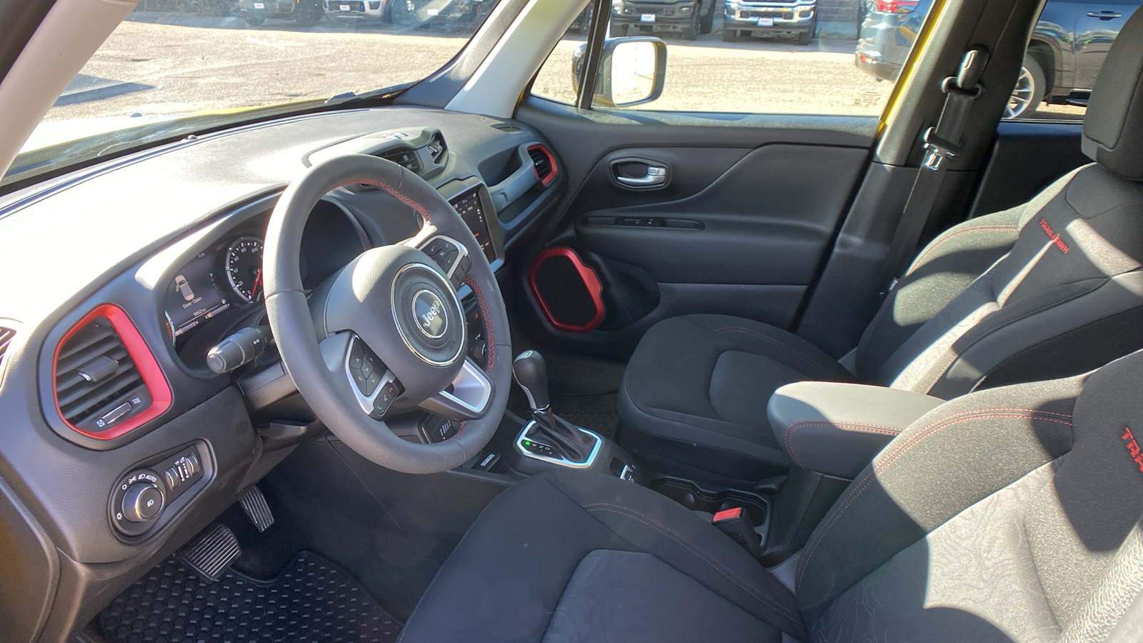 2023 Jeep Renegade Trailhawk 4x4 19