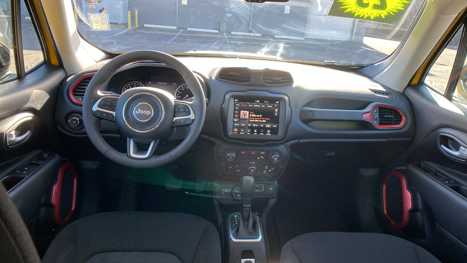 2023 Jeep Renegade Trailhawk 4x4 31