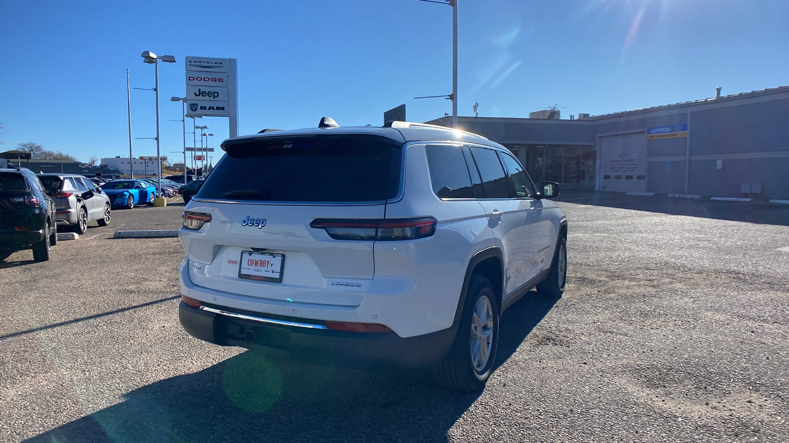 2024 Jeep Grand Cherokee L Laredo 4x4 6