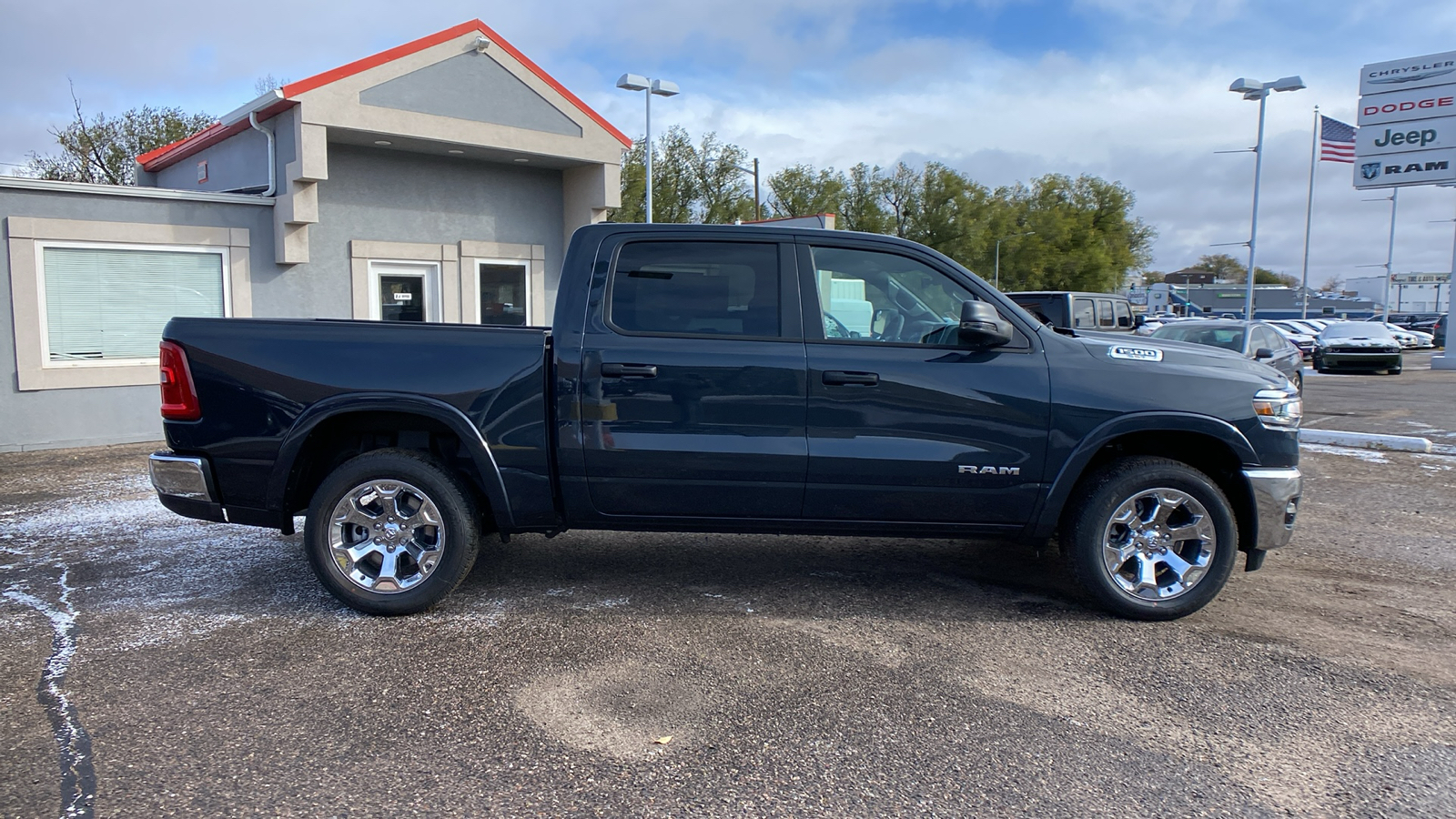 2025 Ram 1500 Big Horn 4x4 Crew Cab 57 Box 7