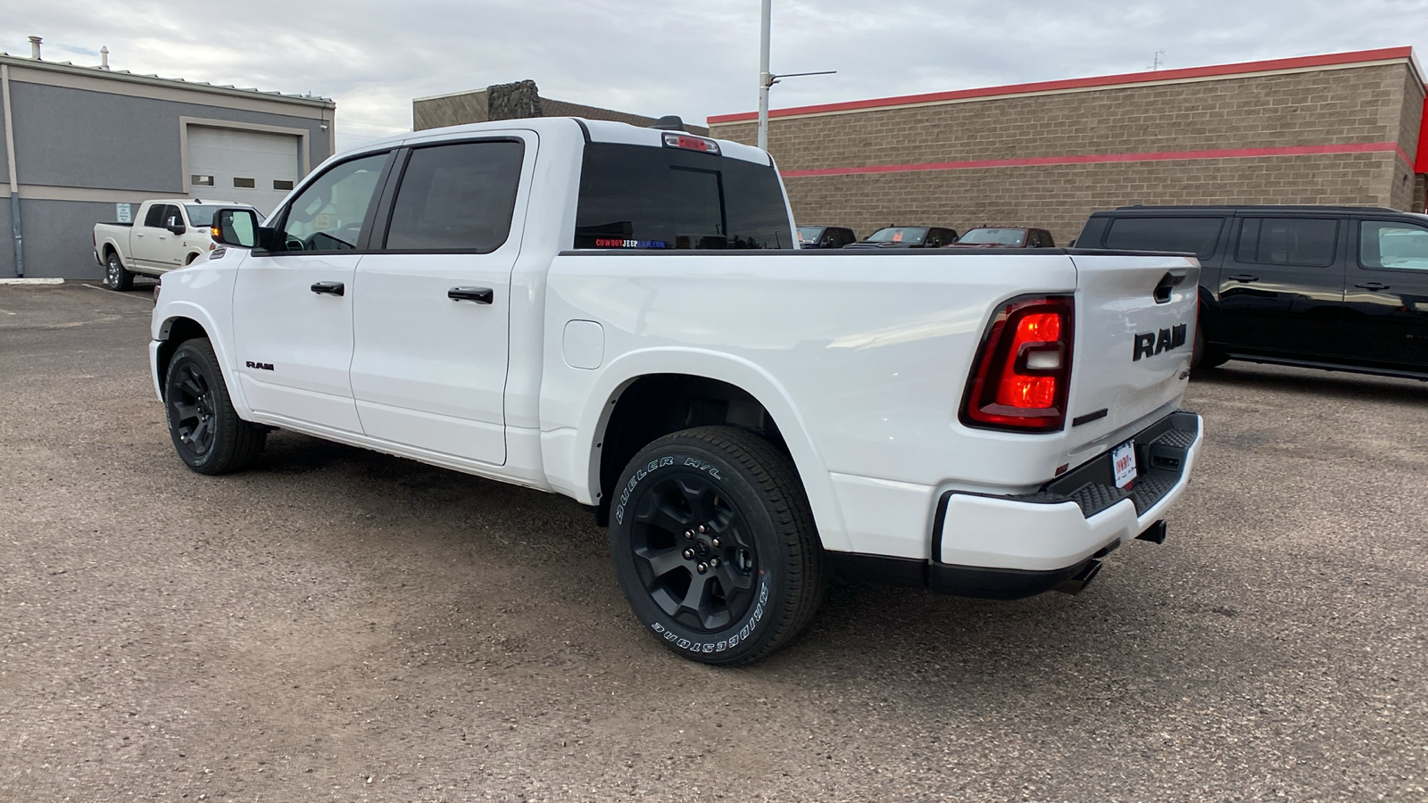 2025 Ram 1500 Big Horn 4x4 Crew Cab 57 Box 3