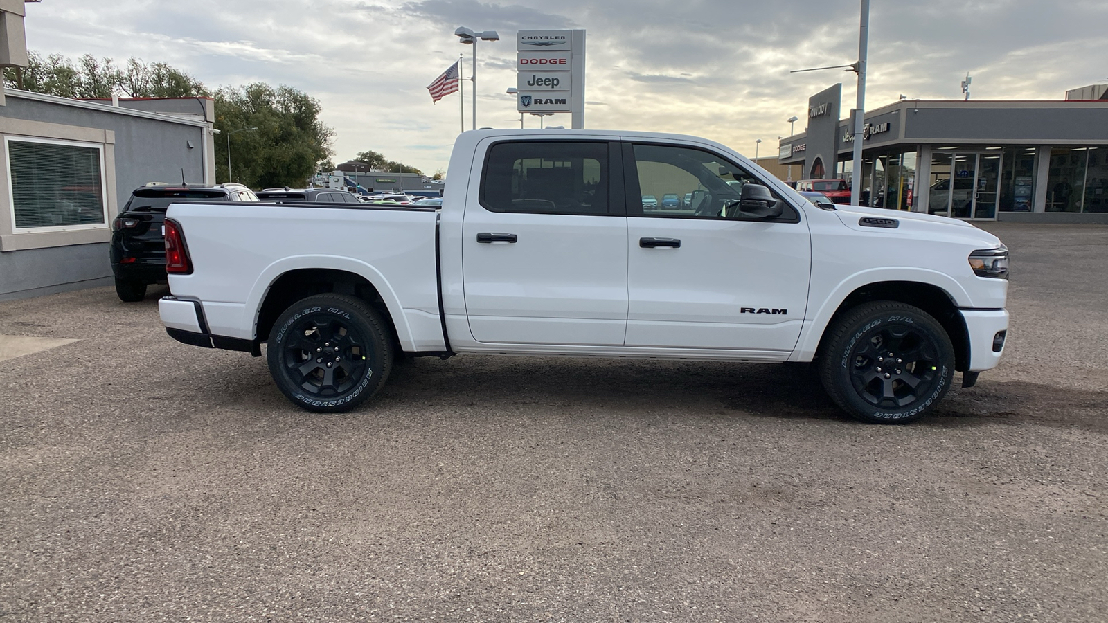 2025 Ram 1500 Big Horn 4x4 Crew Cab 57 Box 6