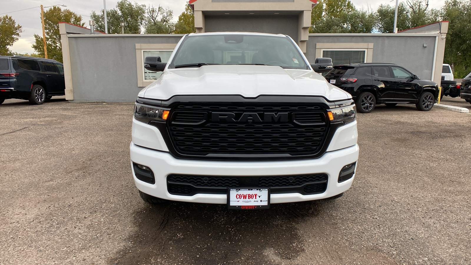 2025 Ram 1500 Big Horn 4x4 Crew Cab 57 Box 8