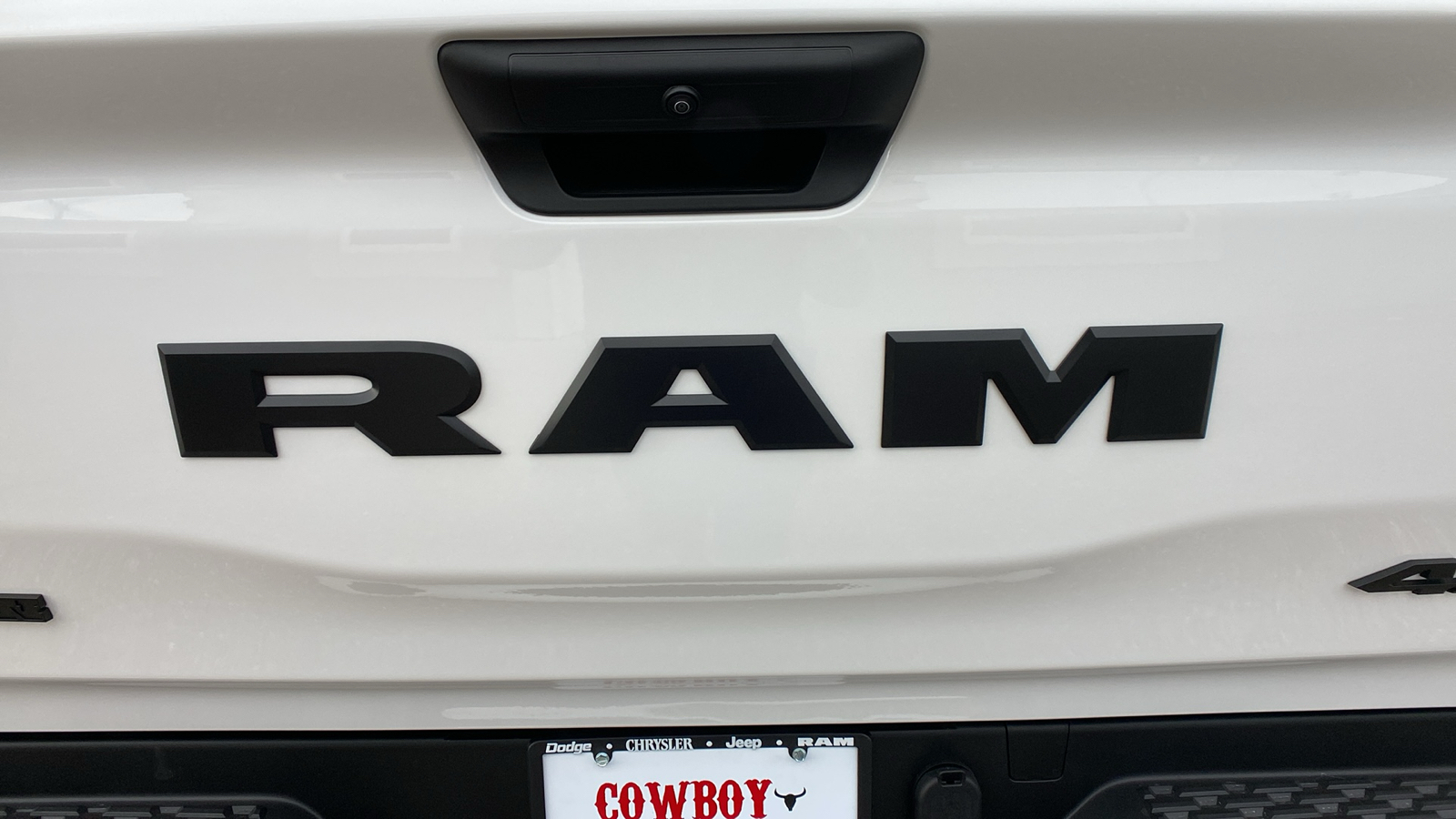 2025 Ram 1500 Big Horn 4x4 Crew Cab 57 Box 33