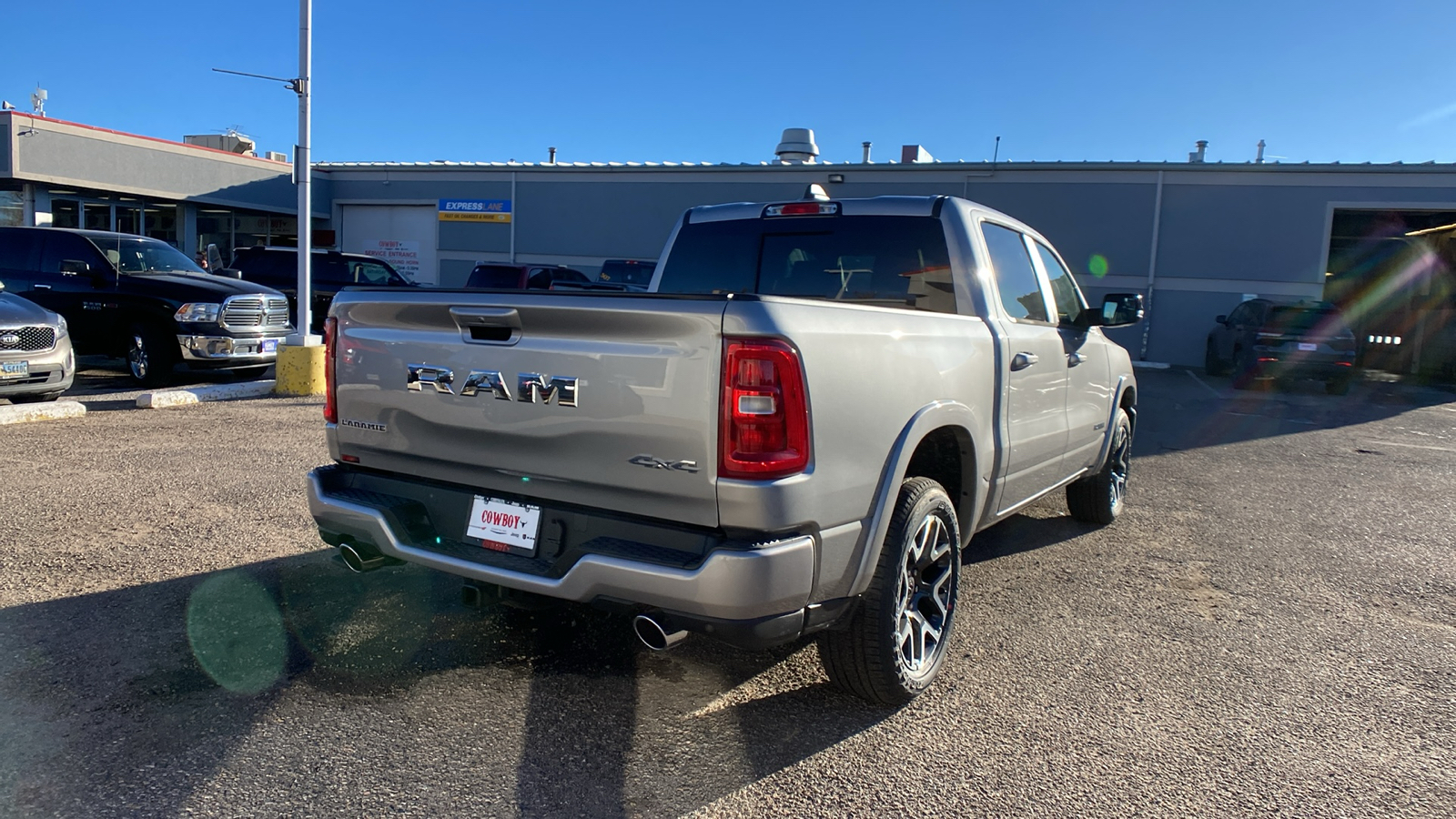 2025 Ram 1500 Laramie 4x4 Crew Cab 57 Box 6