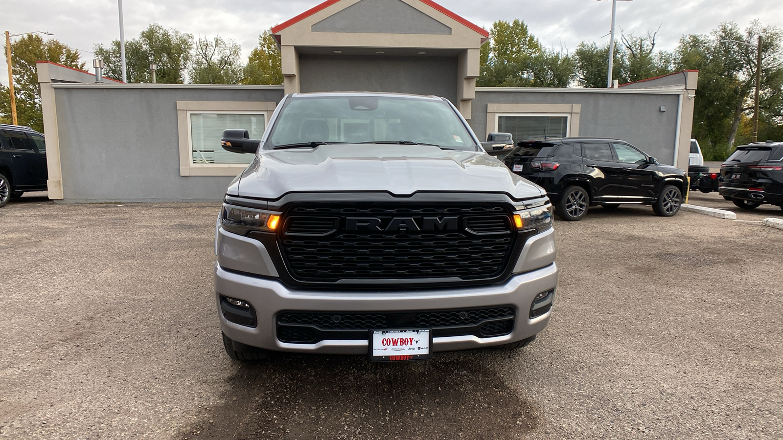 2025 Ram 1500 Big Horn 4x4 Crew Cab 57 Box 8