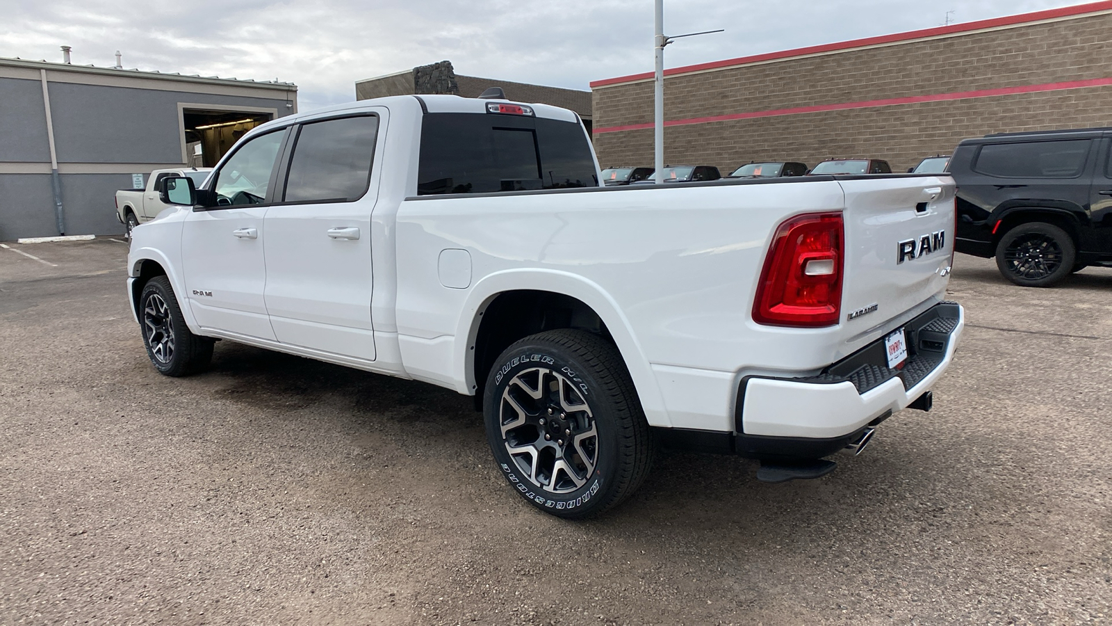 2025 Ram 1500 Laramie 4x4 Crew Cab 64 Box 3