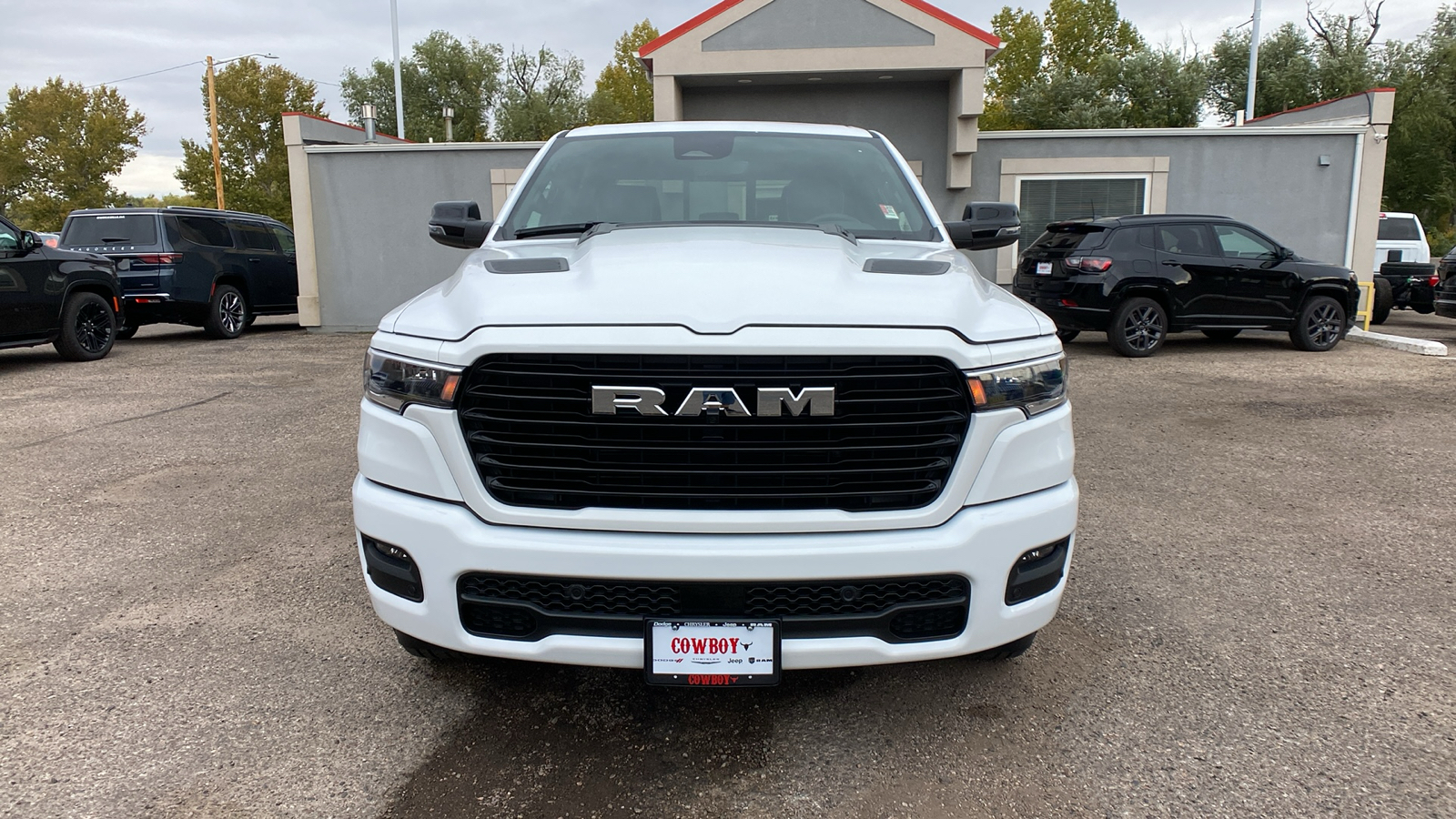 2025 Ram 1500 Laramie 4x4 Crew Cab 64 Box 8