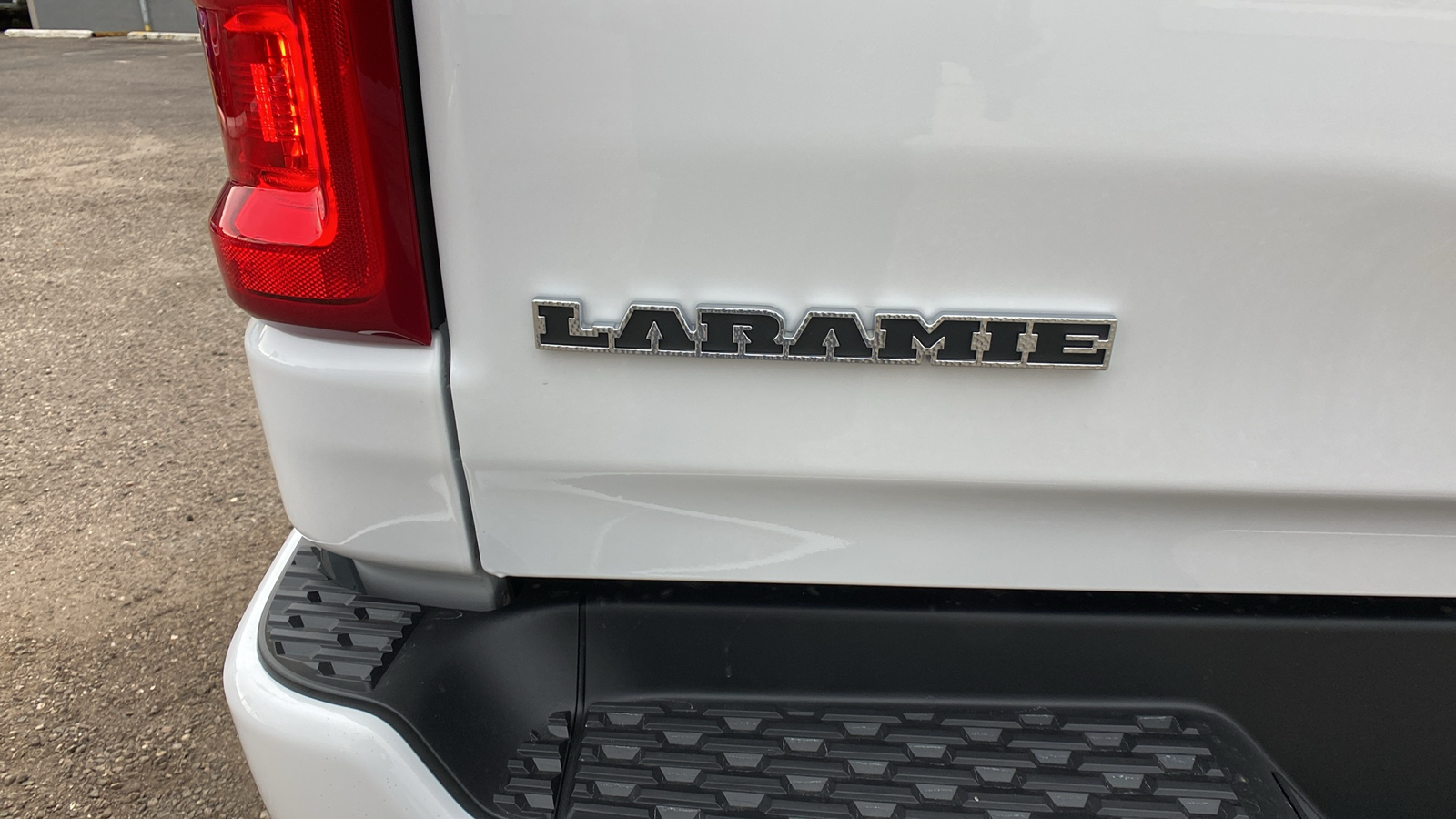 2025 Ram 1500 Laramie 4x4 Crew Cab 64 Box 34