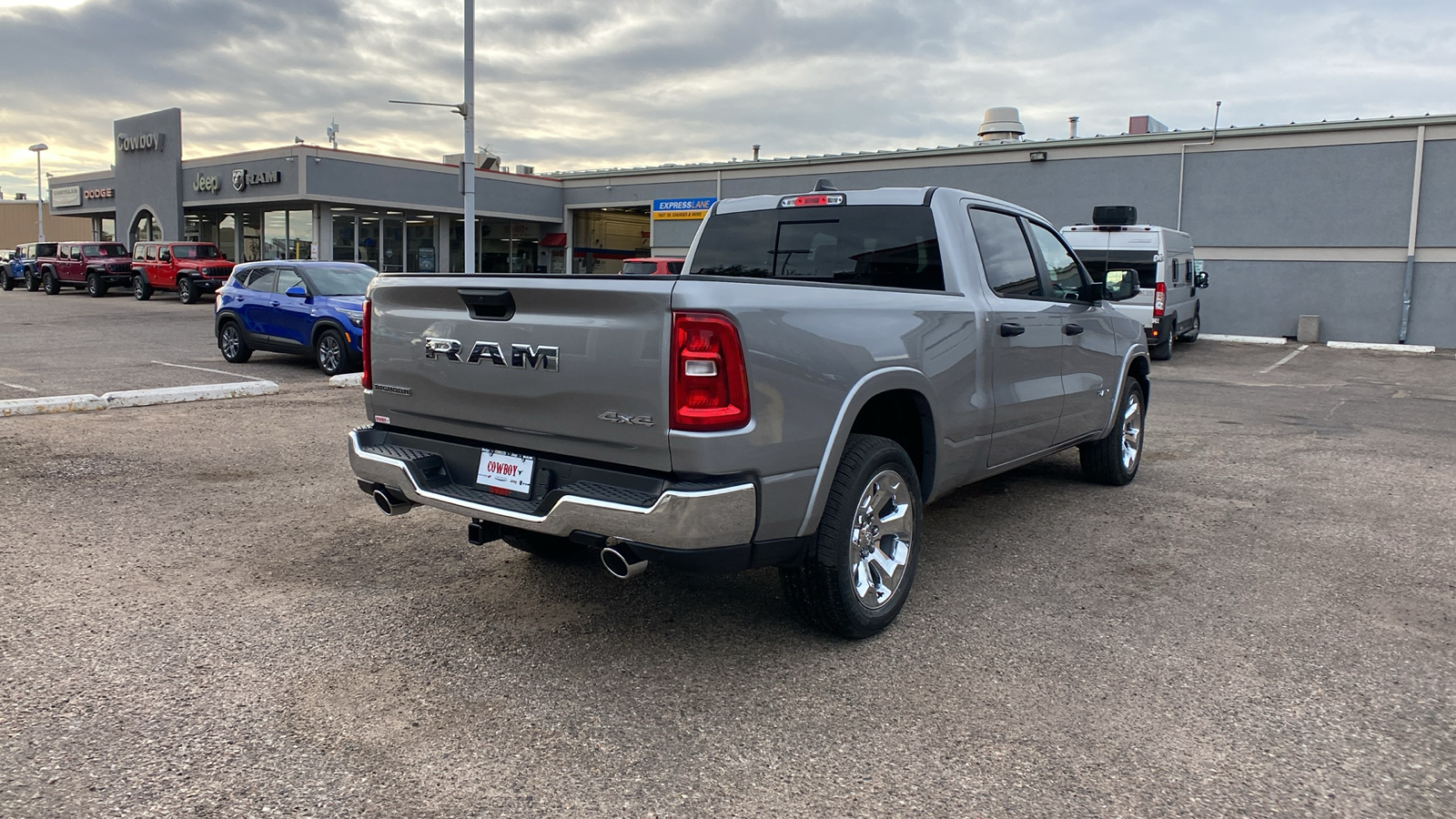 2025 Ram 1500 Big Horn 4x4 Crew Cab 64 Box 5