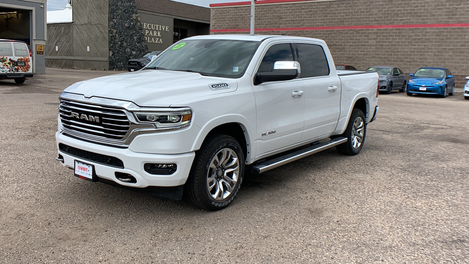 2023 Ram 1500 Longhorn 4x4 Crew Cab 57 Box 3