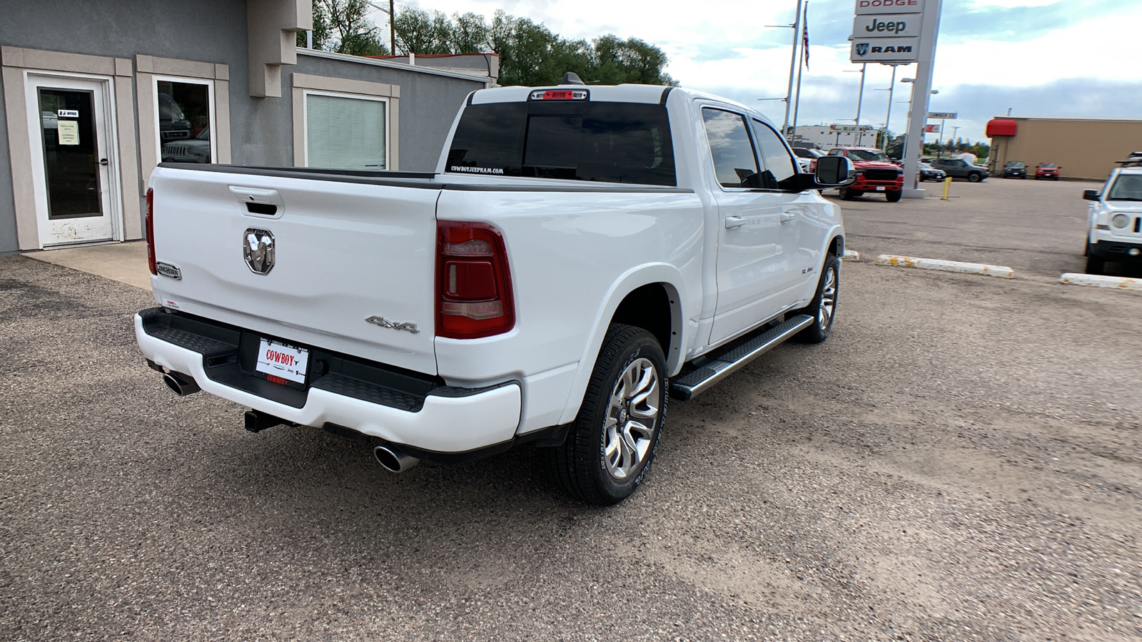 2023 Ram 1500 Longhorn 4x4 Crew Cab 57 Box 8