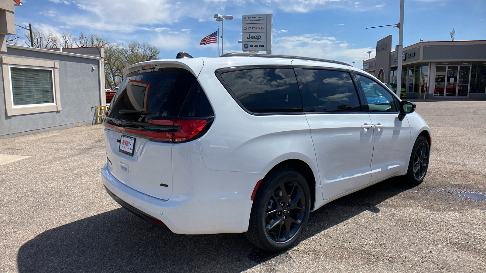 2024 Chrysler Pacifica Touring L AWD 7