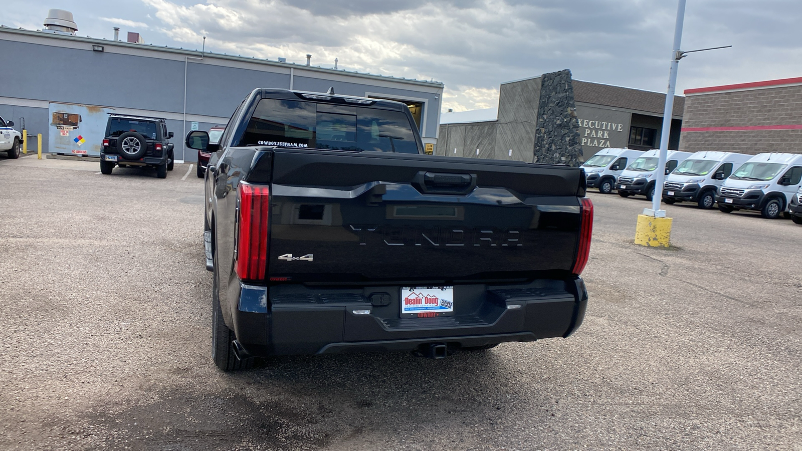 2022 Toyota Tundra 4WD SR5 Double Cab 6.5 Bed 5