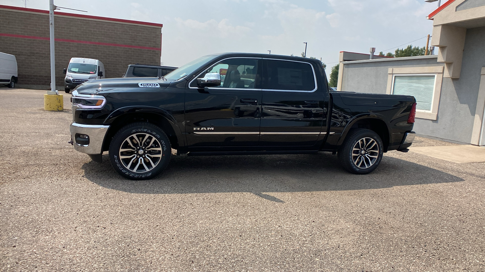 2025 Ram 1500 Limited 4x4 Crew Cab 57 Box 2