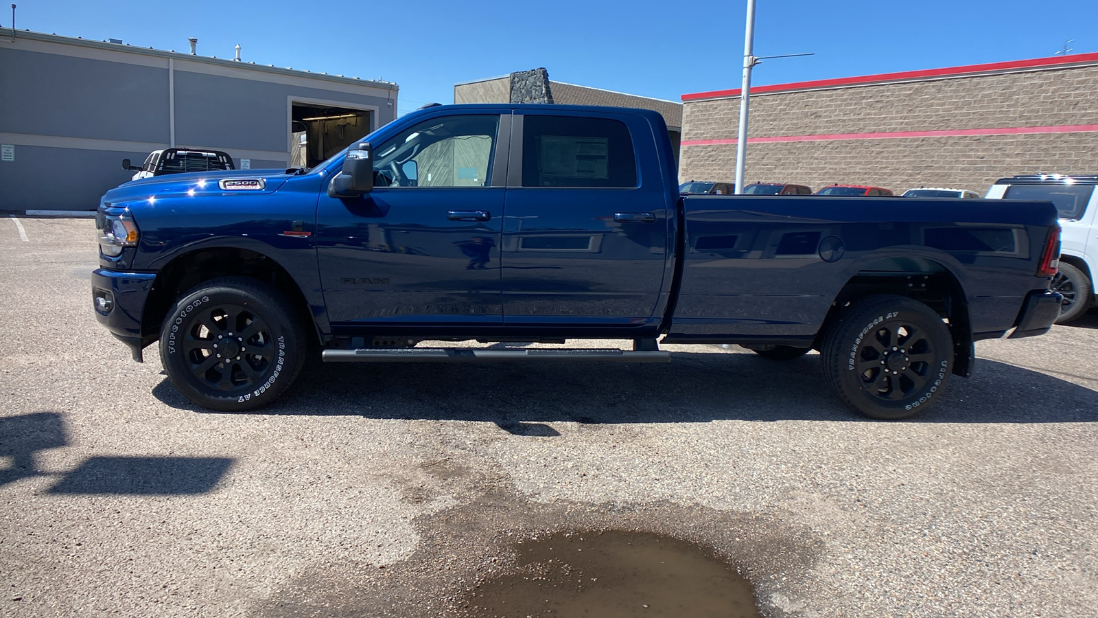 2024 Ram 2500 Big Horn 4x4 Crew Cab 8 Box 2