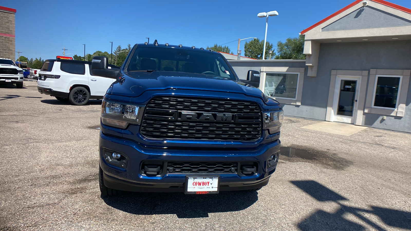 2024 Ram 2500 Big Horn 4x4 Crew Cab 8 Box 8