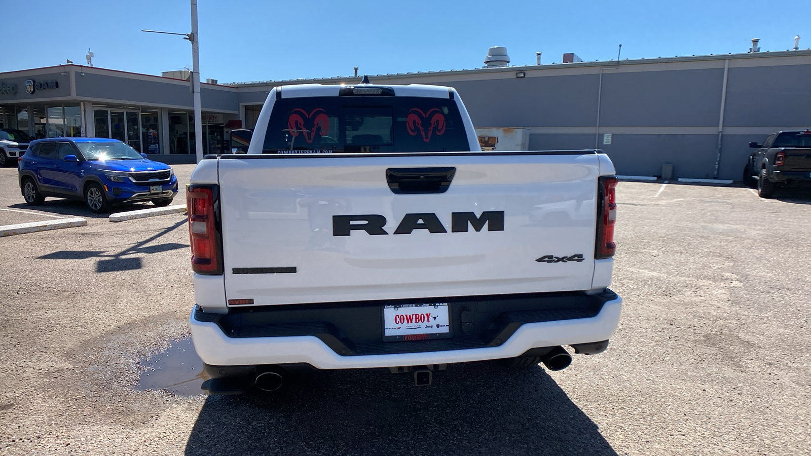 2025 Ram 1500 Big Horn 4x4 Crew Cab 57 Box 4