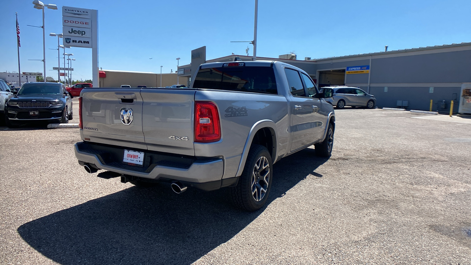 2025 Ram 1500 Laramie 4x4 Crew Cab 64 Box 5