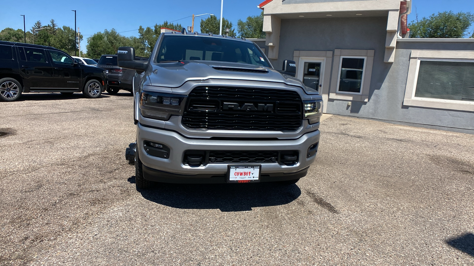 2024 Ram 3500 Limited 4x4 Crew Cab 8 Box 8