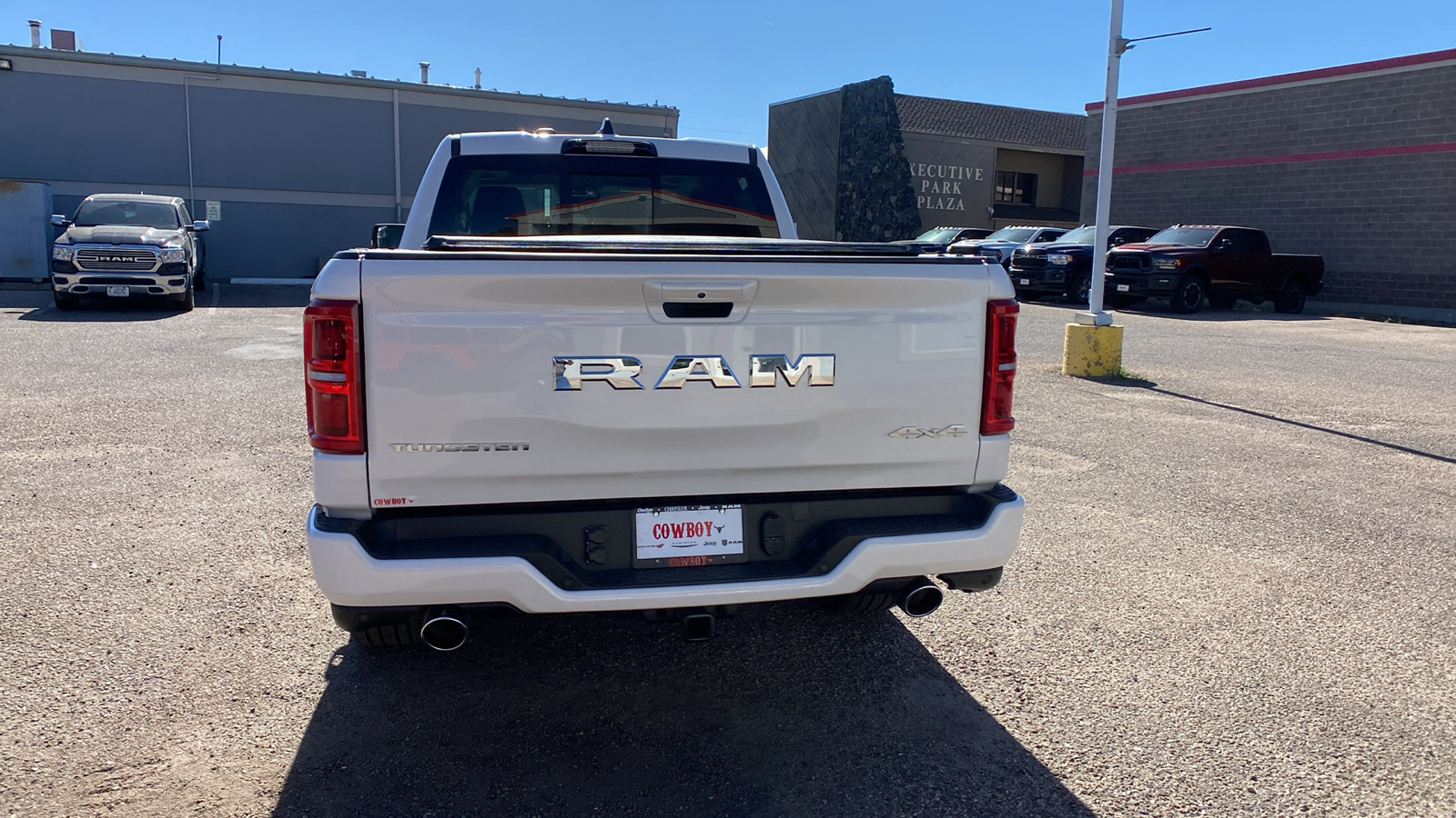 2025 Ram 1500  4