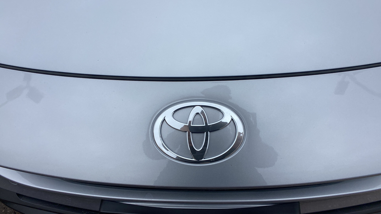 2023 Toyota Prius LE 11
