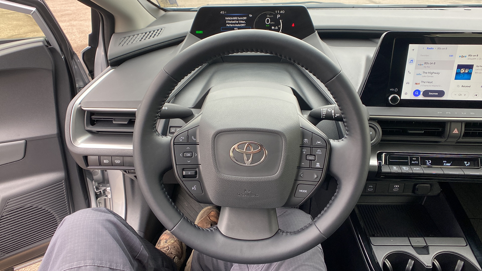 2023 Toyota Prius LE 19