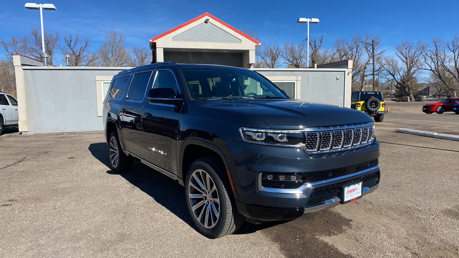 2023 Jeep Grand Wagoneer L Series II 4x4 8