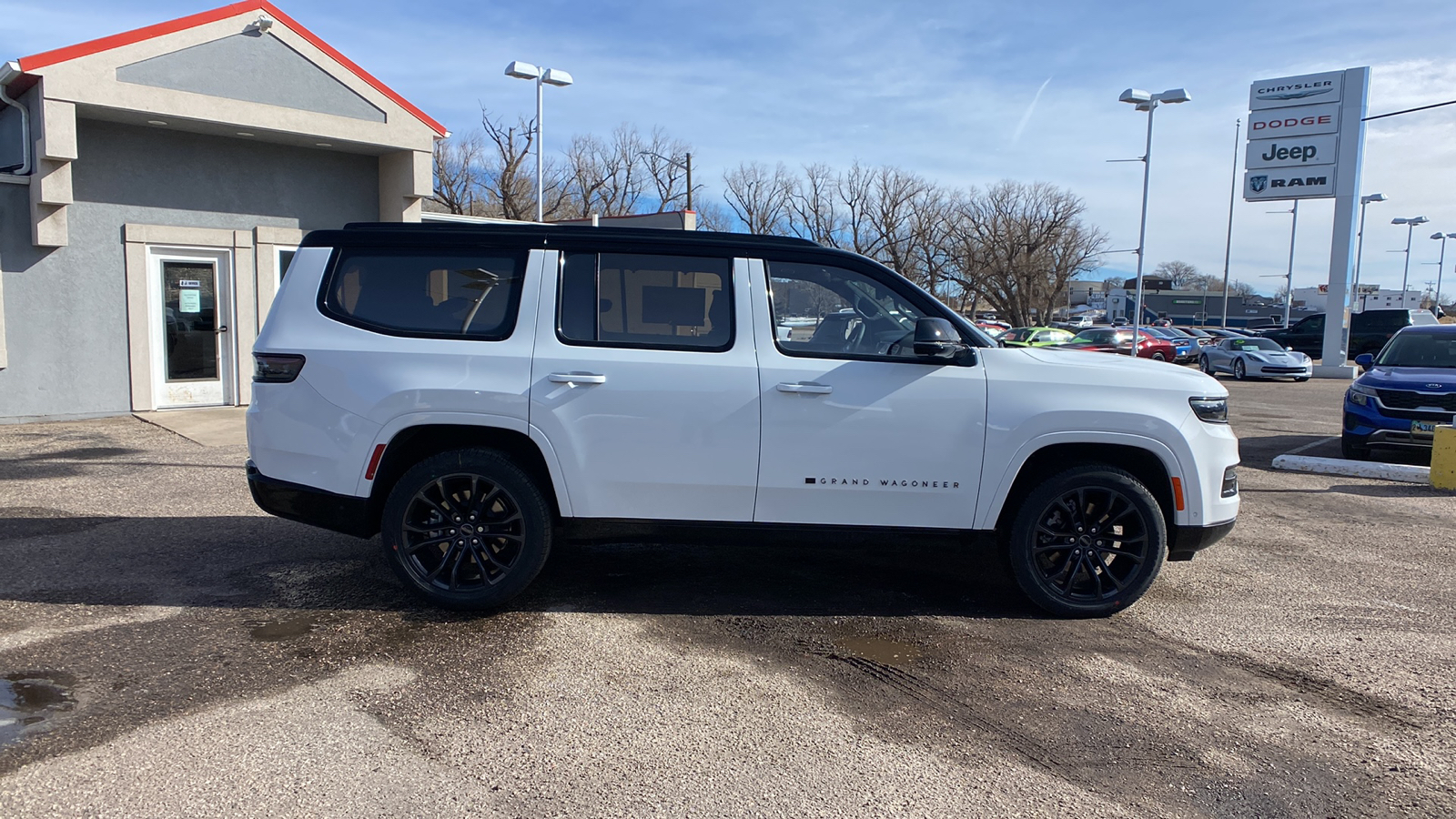 2024 Jeep Grand Wagoneer Series II Obsidian 4x4 7