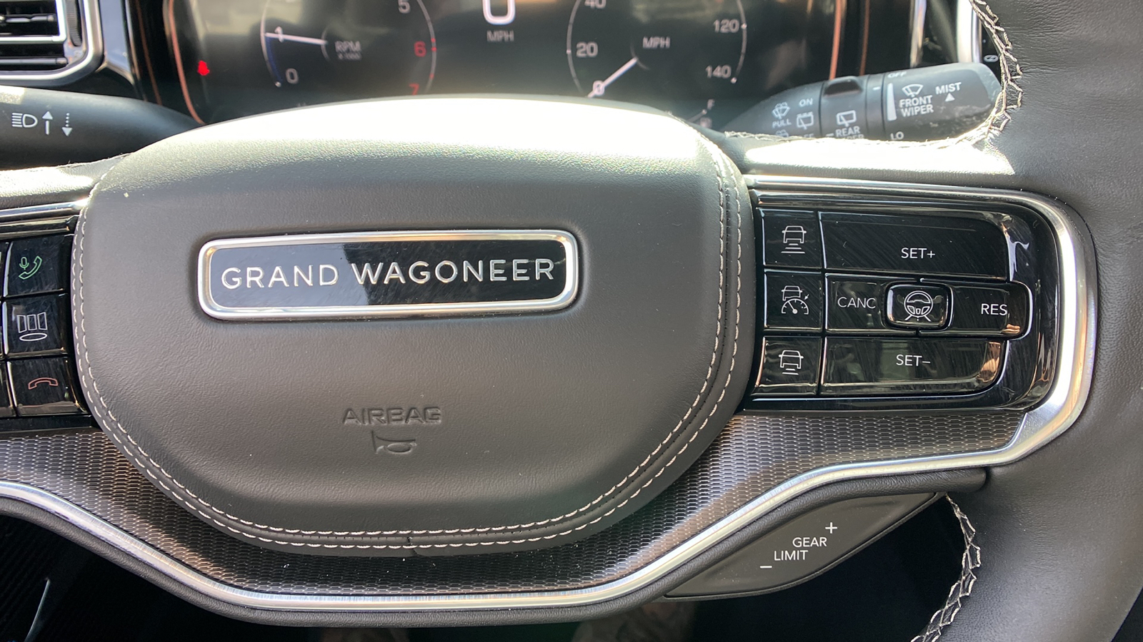 2024 Jeep Grand Wagoneer Series II Obsidian 4x4 22