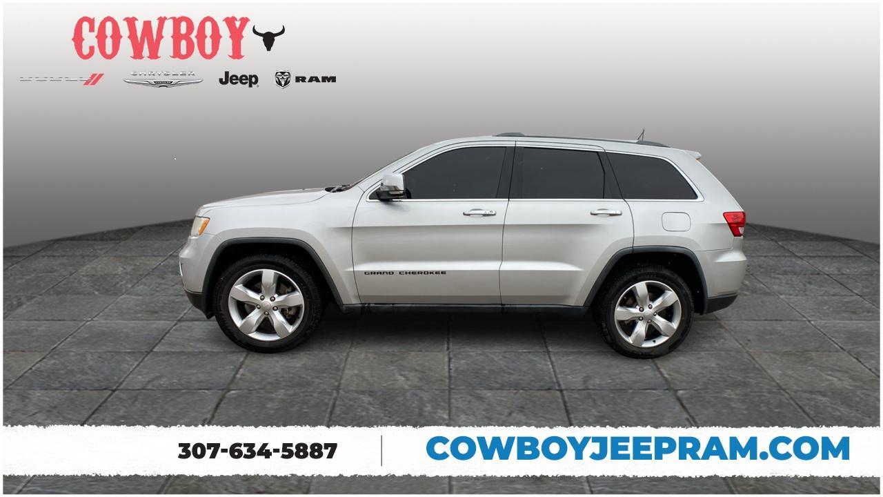 2012 Jeep Grand Cherokee 4WD 4dr Overland 2