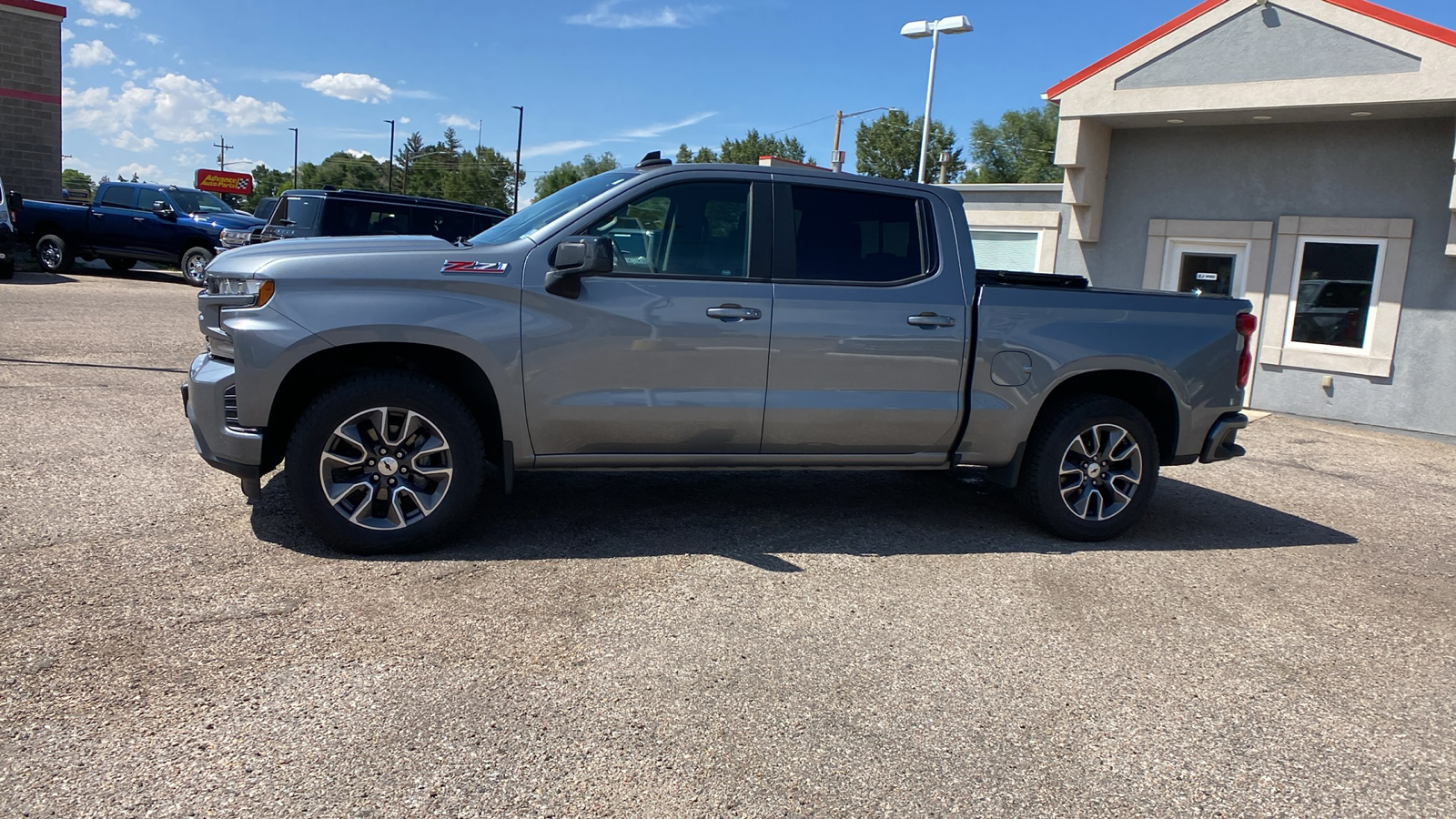 2020 Chevrolet Silverado 1500 4WD Crew Cab 147 RST 2