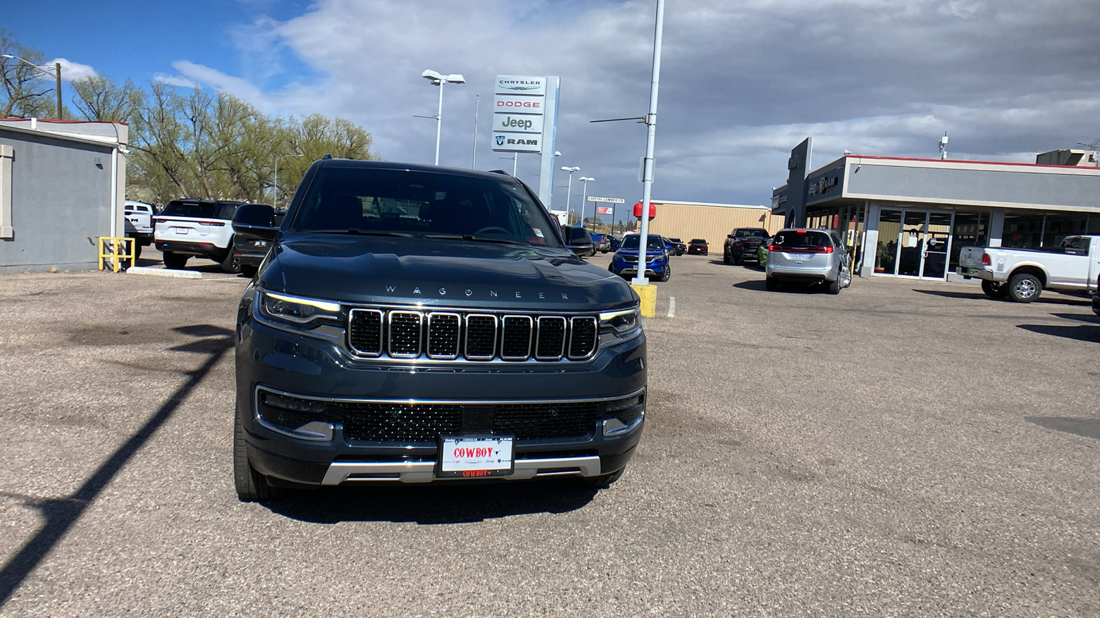 2024 Jeep Wagoneer L Series II 4x4 10