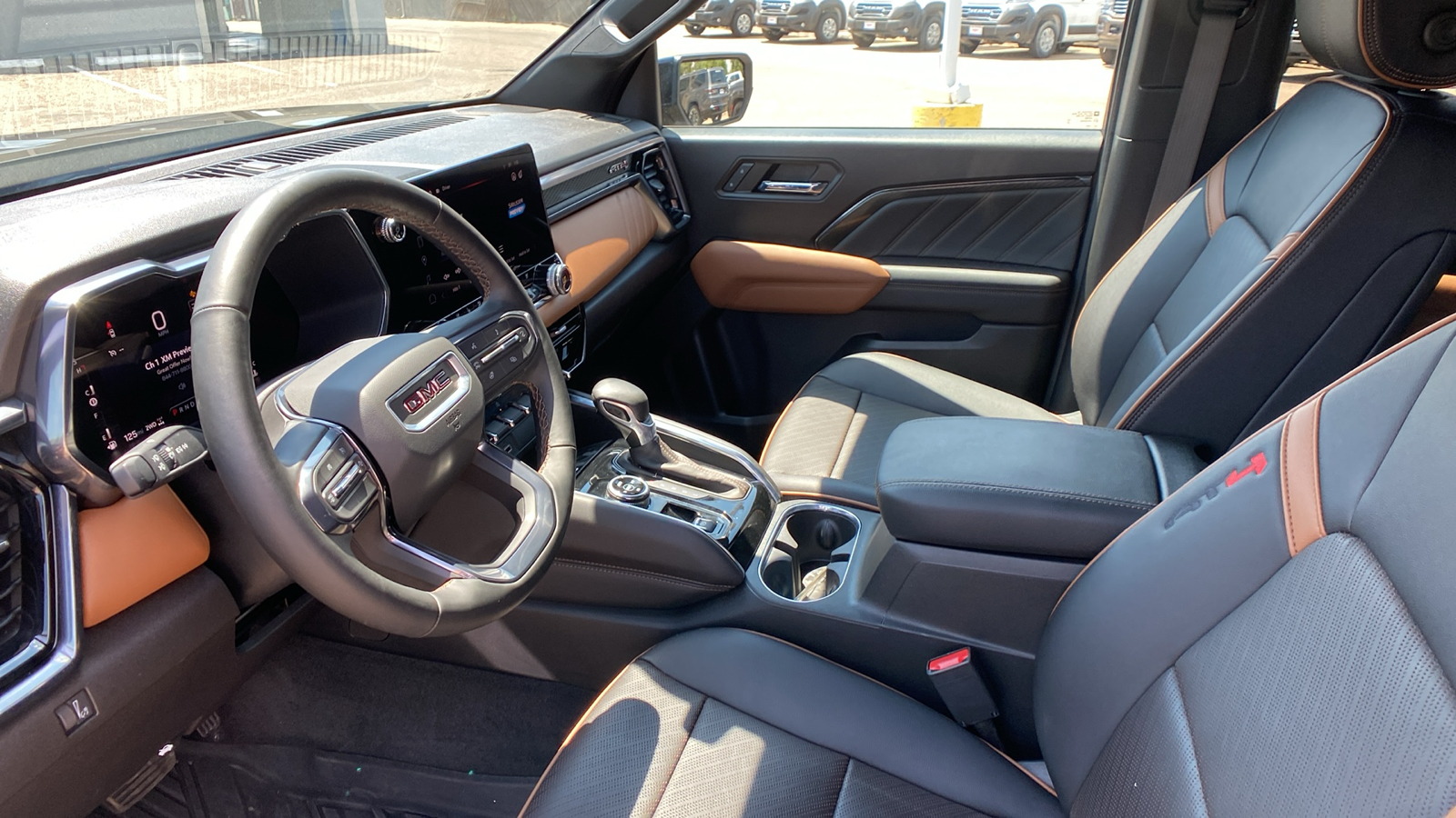 2023 GMC Canyon 4WD Crew Cab AT4 19