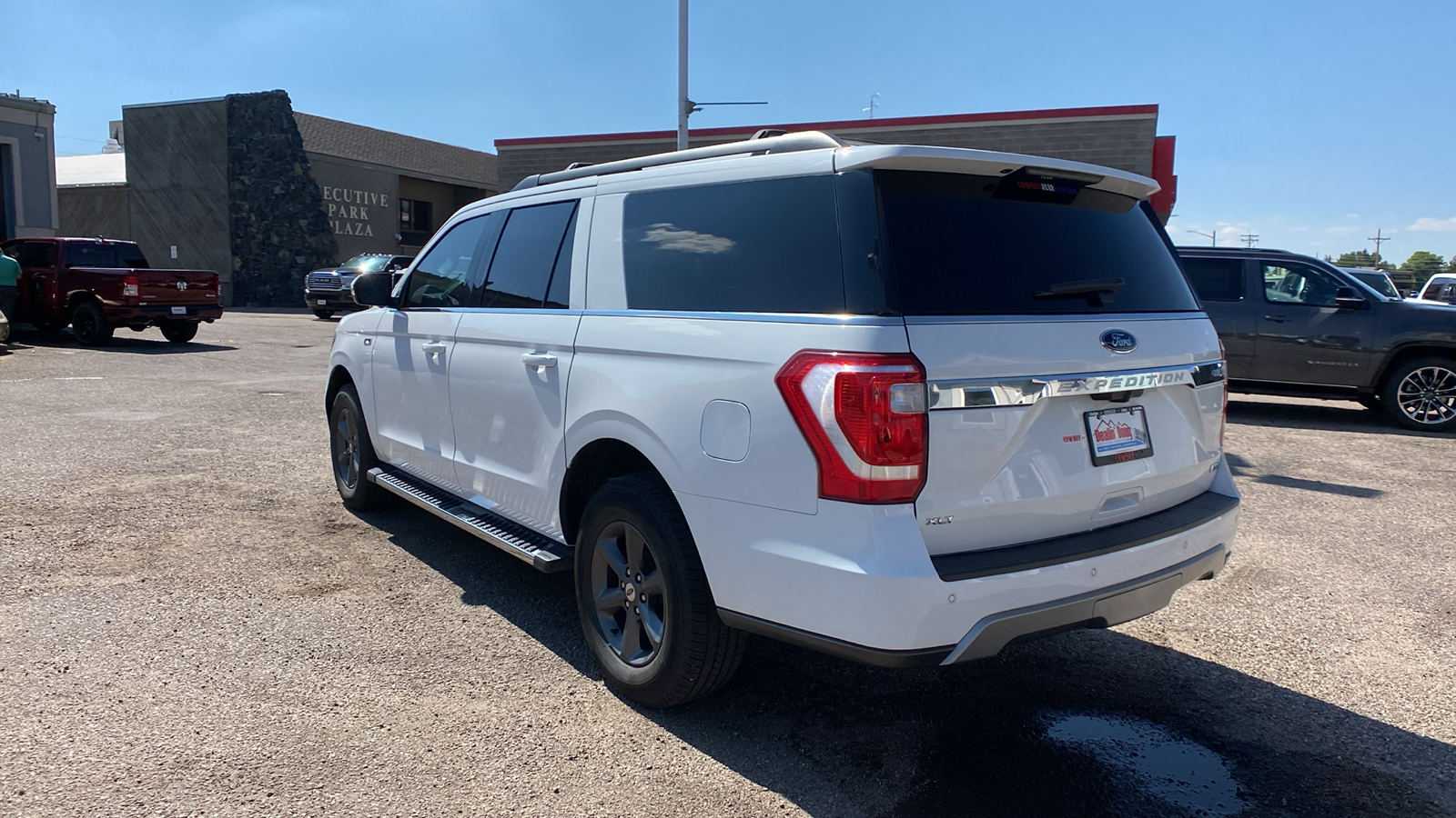 2021 Ford Expedition Max XLT 4x4 4