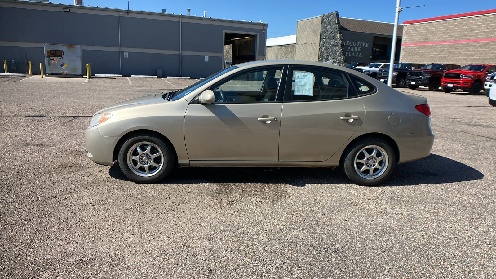 2010 Hyundai Elantra 4dr Sdn Auto GLS 2