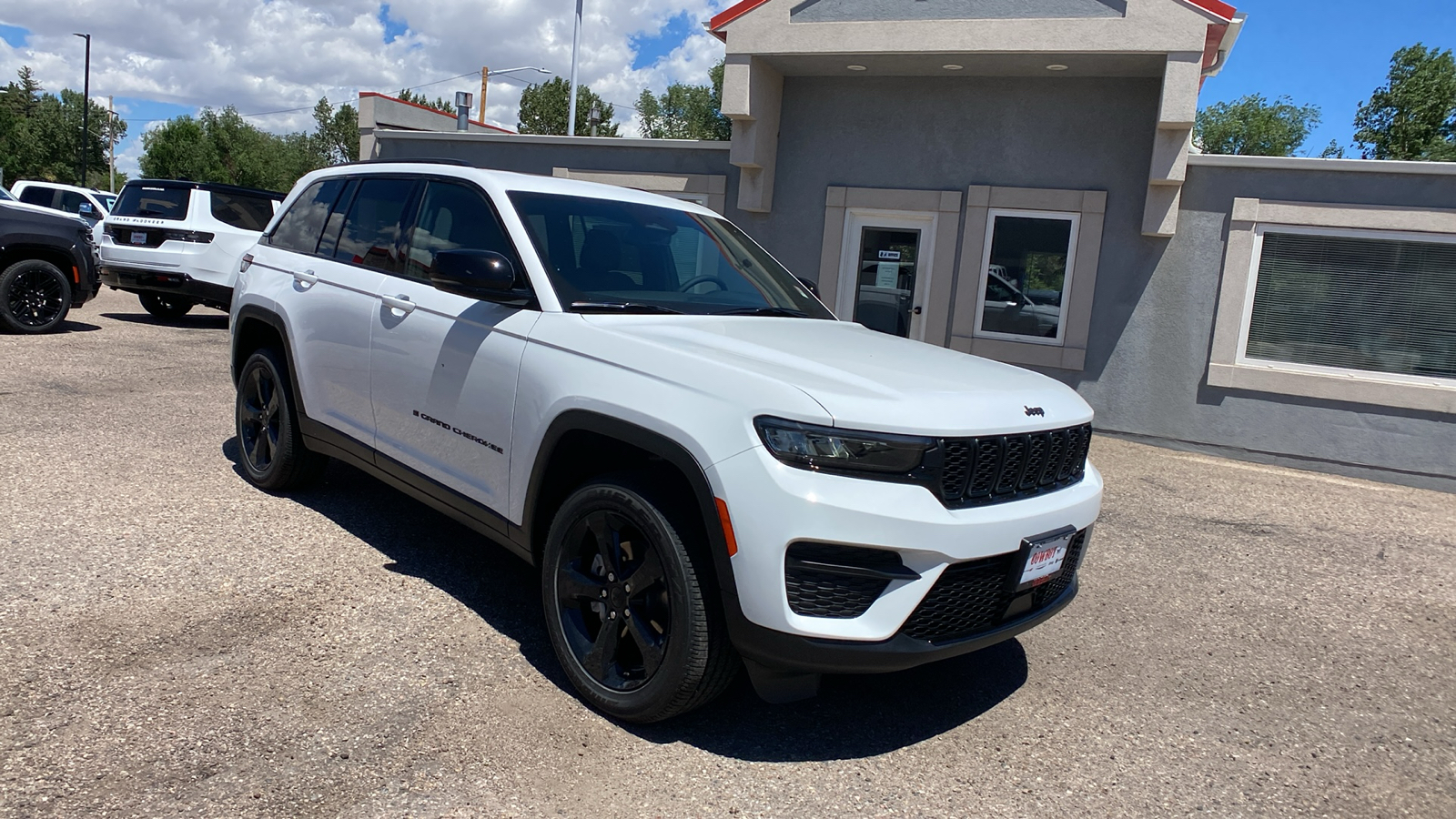 2024 Jeep Grand Cherokee Altitude X 4x4 8