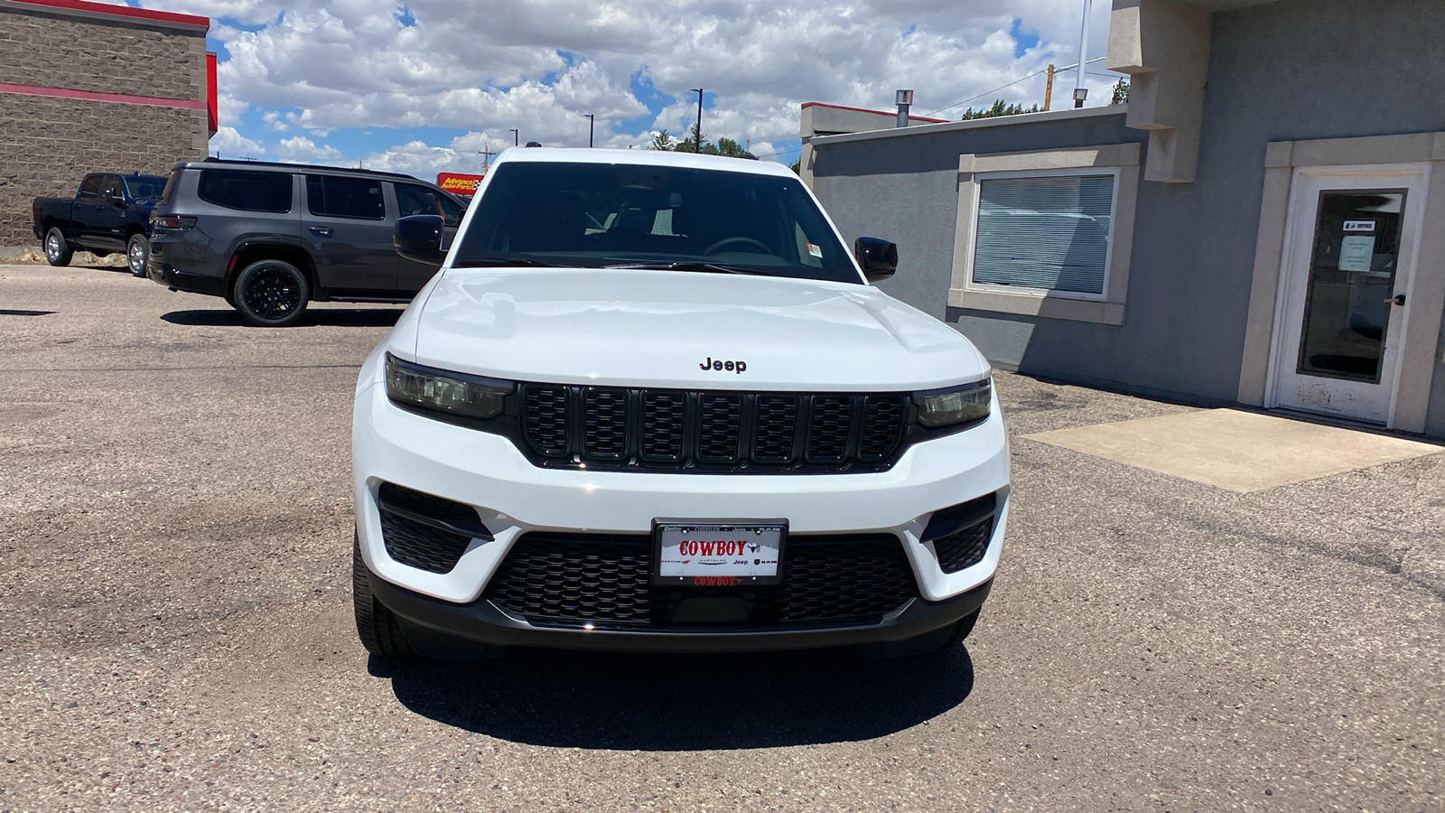 2024 Jeep Grand Cherokee Altitude X 4x4 9