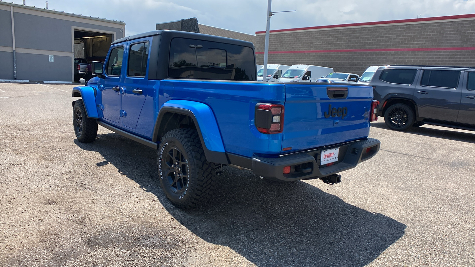 2024 Jeep Gladiator Willys 4x4 3