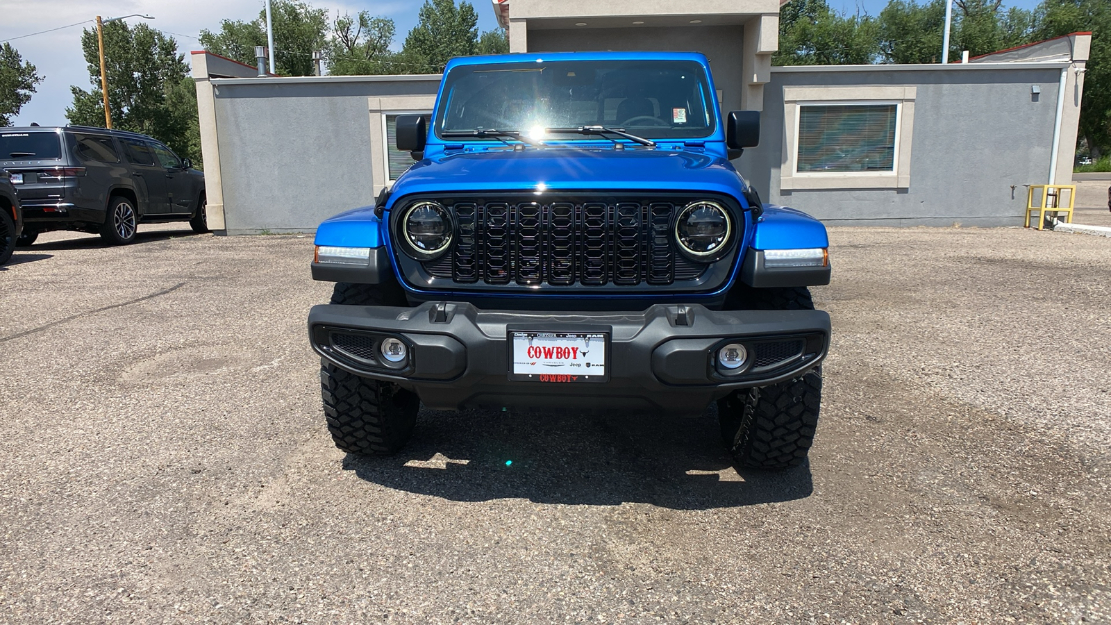 2024 Jeep Gladiator Willys 4x4 8