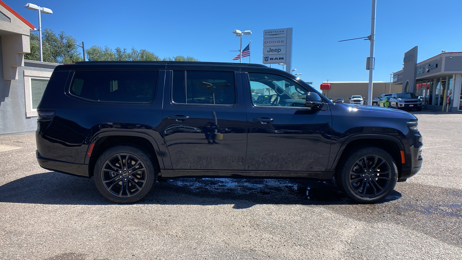 2024 Jeep Grand Wagoneer L Series II 4x4 5