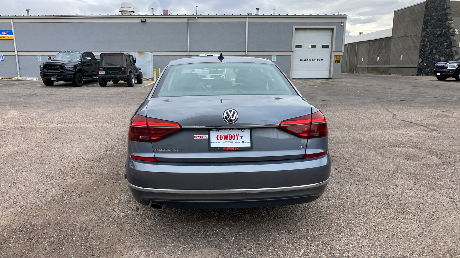 2017 Volkswagen Passat 1.8T SE Auto 5