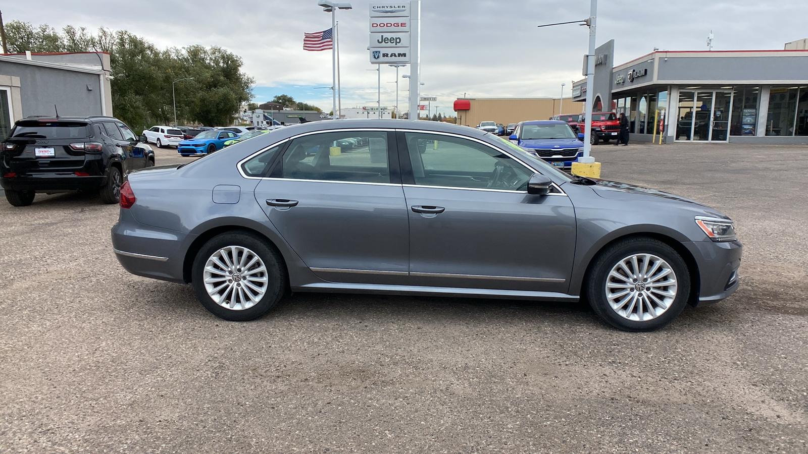 2017 Volkswagen Passat 1.8T SE Auto 7