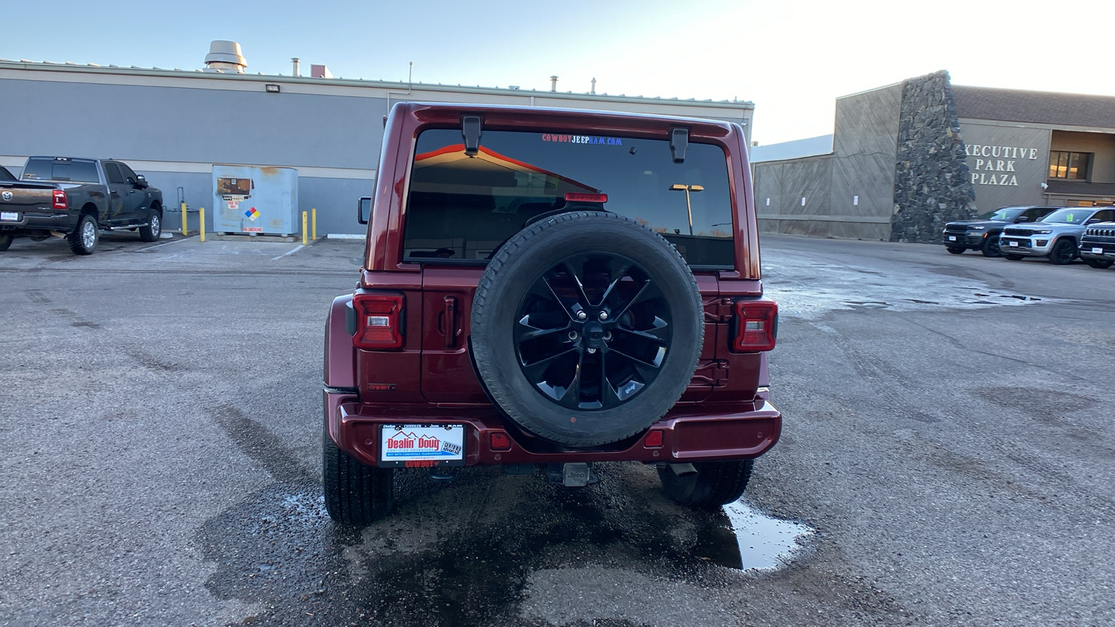 2021 Jeep Wrangler Unlimited Sahara High Altitude 4x4 5