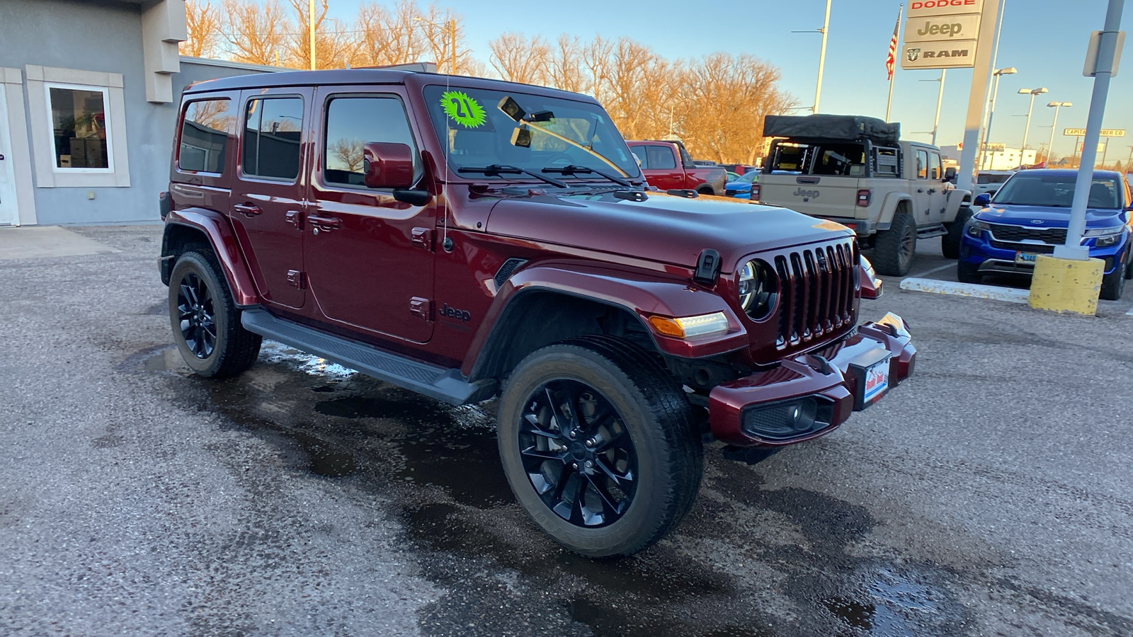 2021 Jeep Wrangler Unlimited Sahara High Altitude 4x4 8