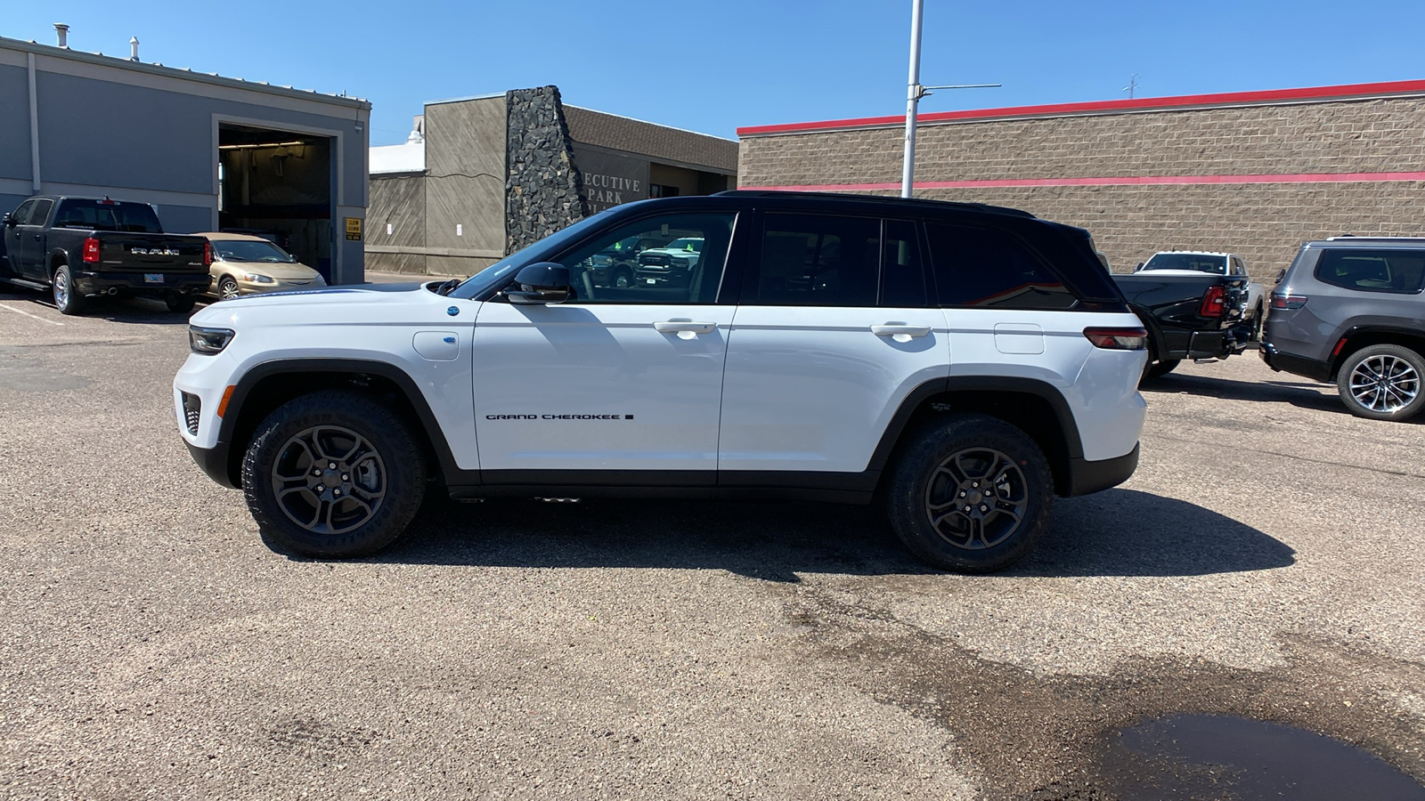 2024 Jeep Grand Cherokee 4xe Trailhawk 4x4 2